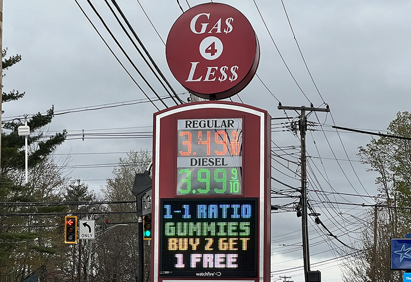 gas 4 less Maine | 24 hour gas station